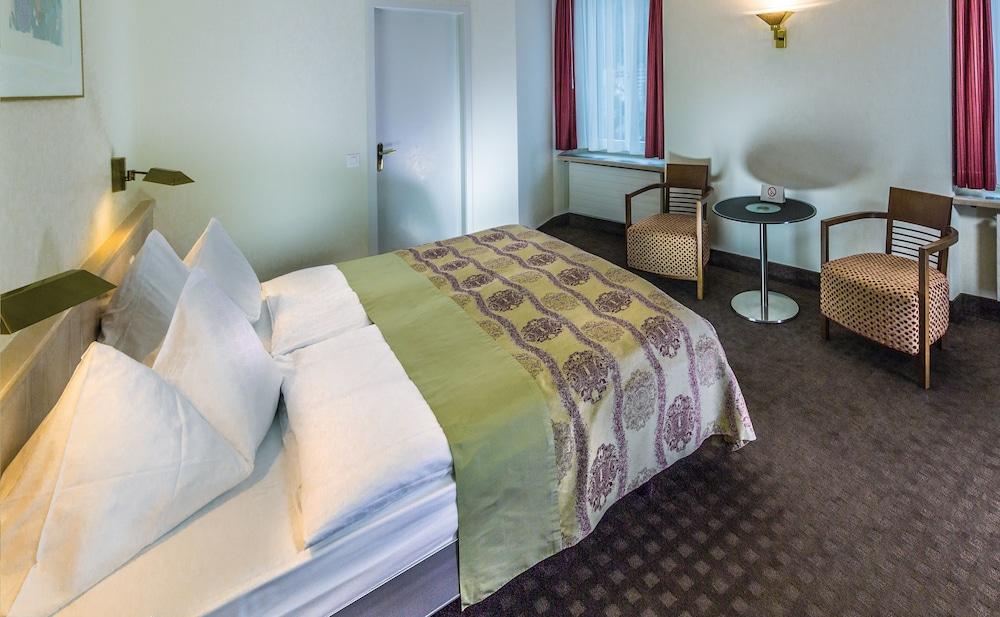 Seehotel Waldstaetterhof Swiss Quality Бруннен Экстерьер фото